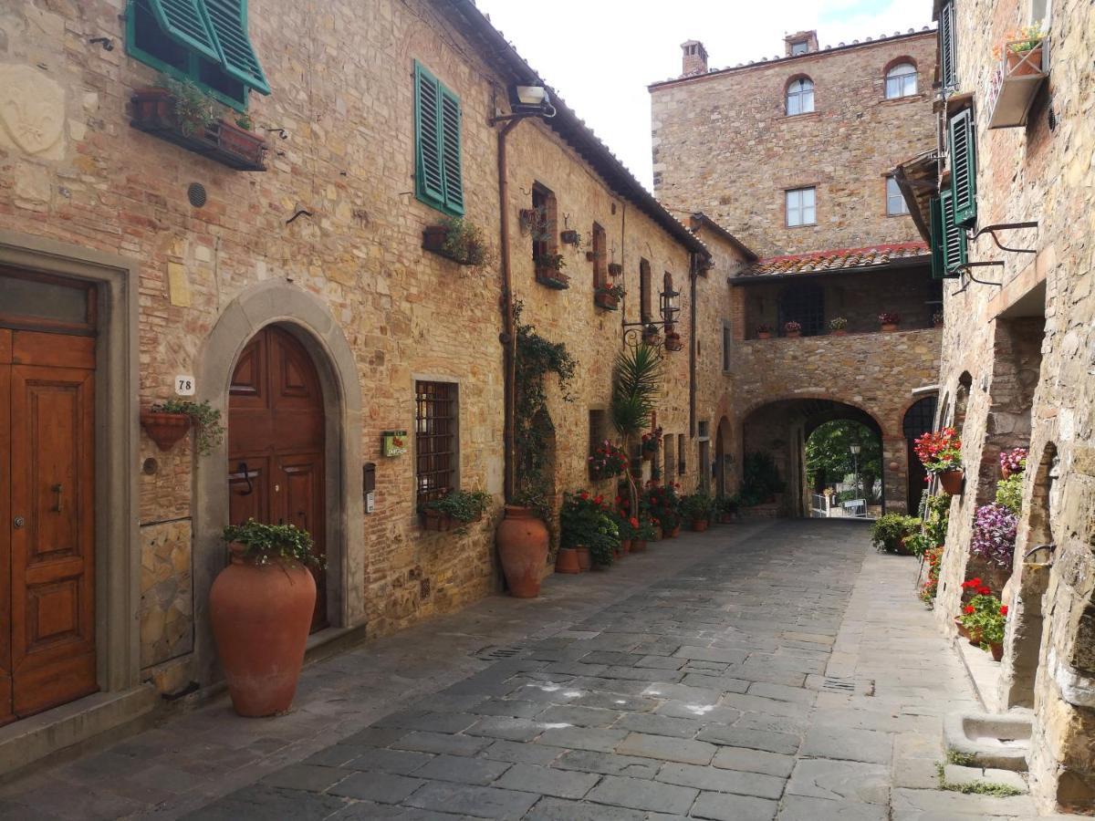 Aparthotel La Compagnia Del Chianti à San Donato in Poggio Extérieur photo