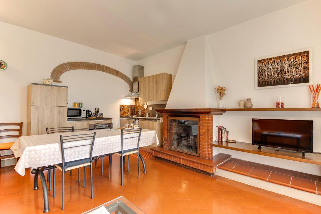 Aparthotel La Compagnia Del Chianti à San Donato in Poggio Extérieur photo
